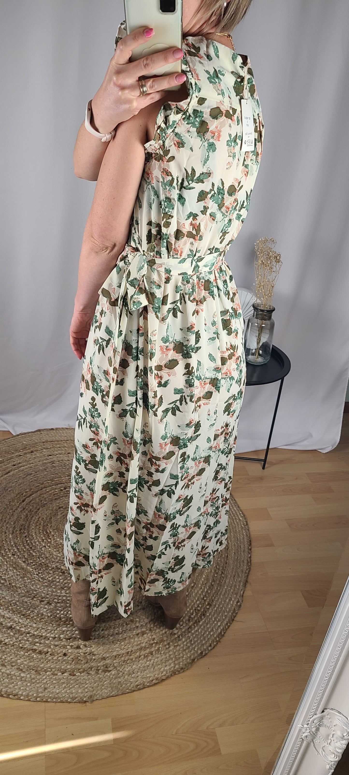 Robe AMANDINE mi-longue à fleurs