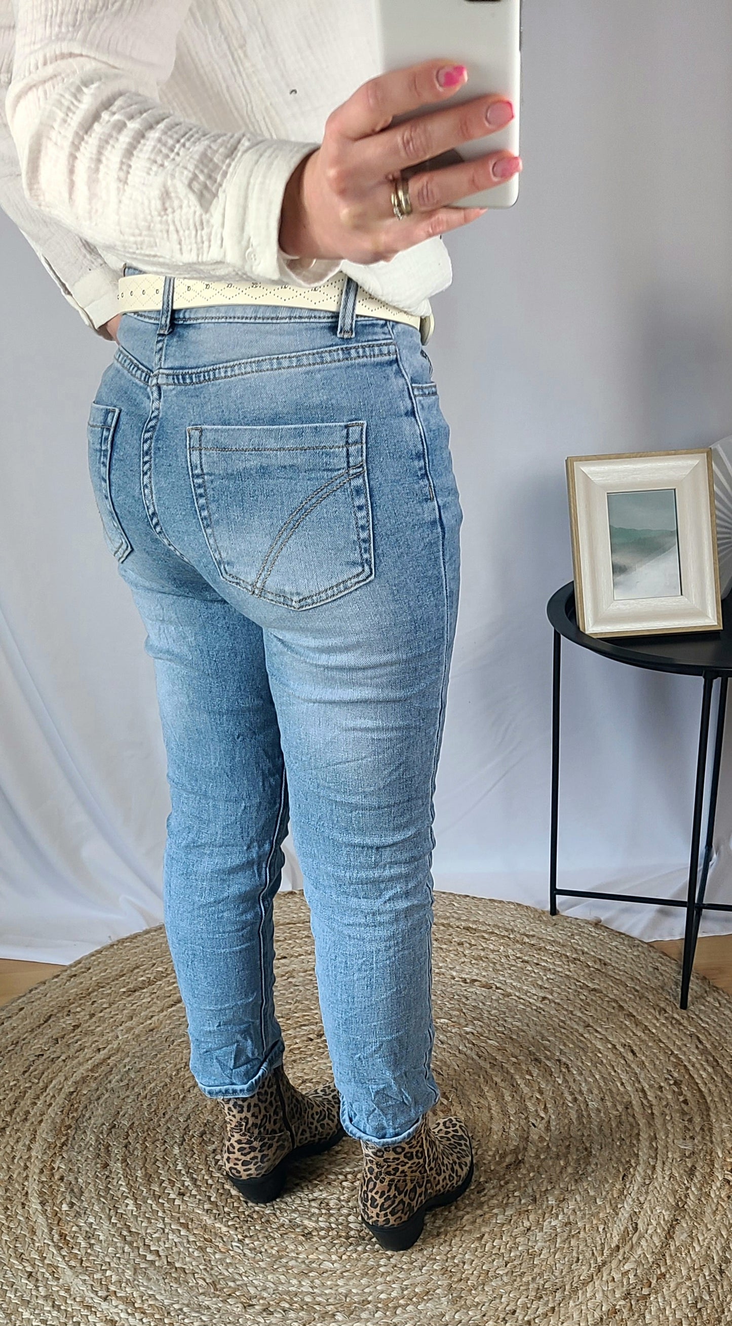 Jeans ROSE avec boutons pierres