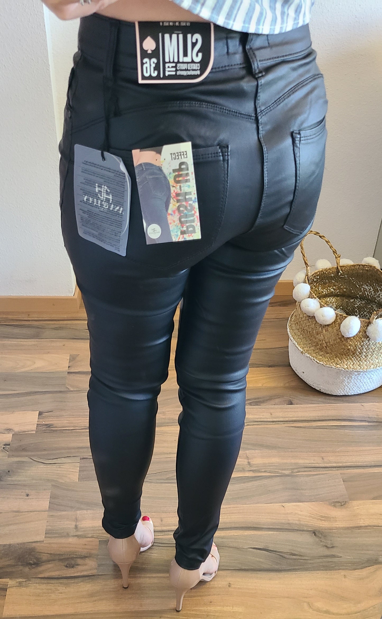 Pantalon CALIE slim enduit Push-up