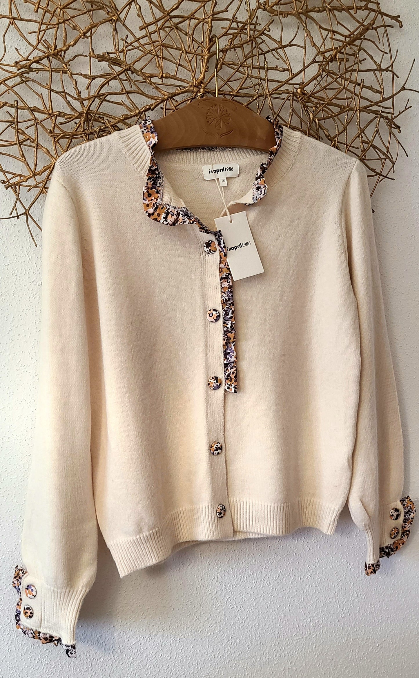 Gilet FLOWER avec détails Fleuris