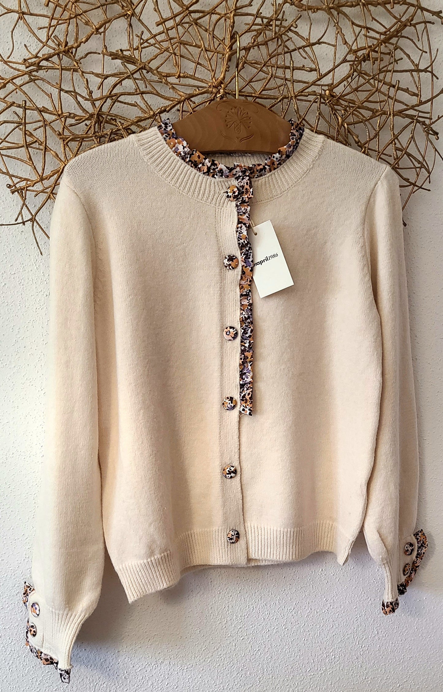 Gilet FLOWER avec détails Fleuris
