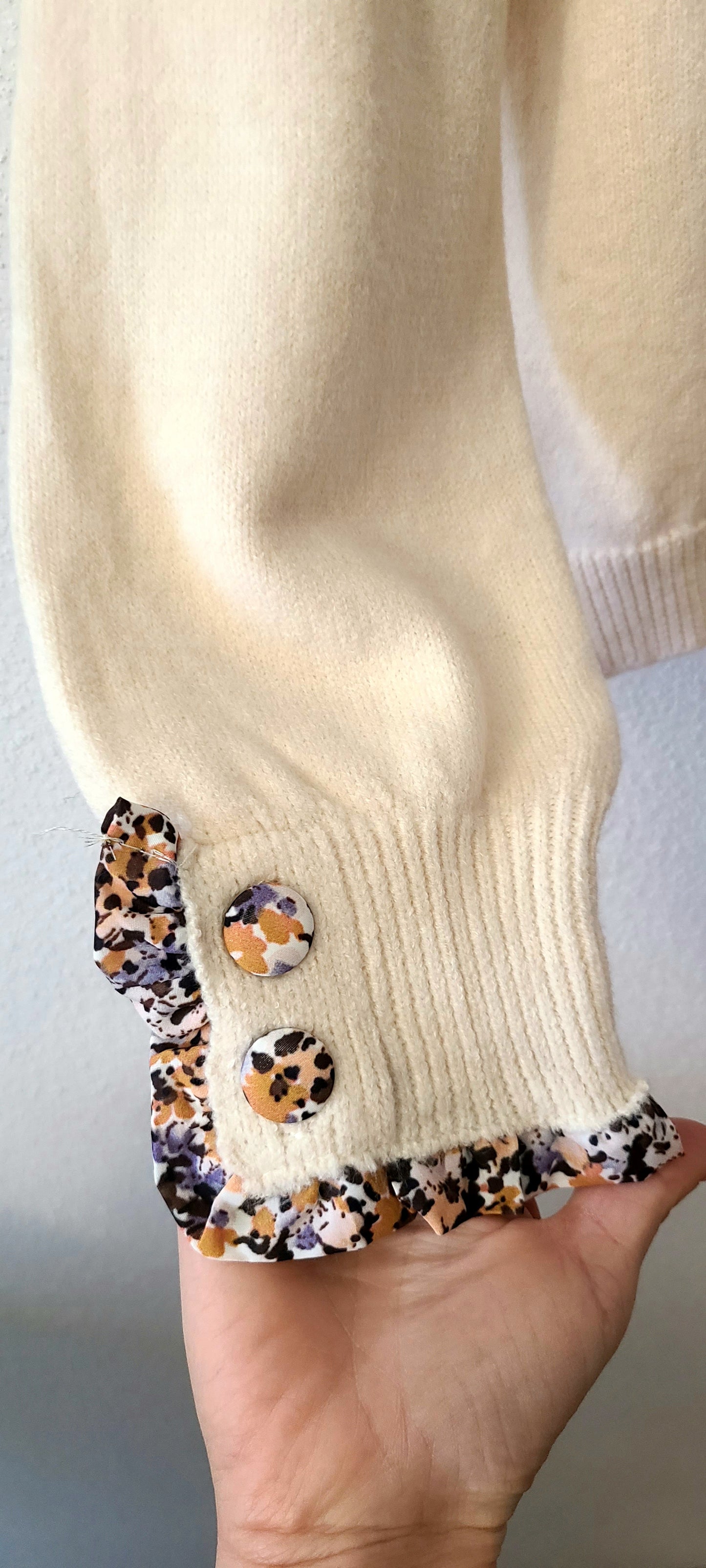 Gilet FLOWER avec détails Fleuris