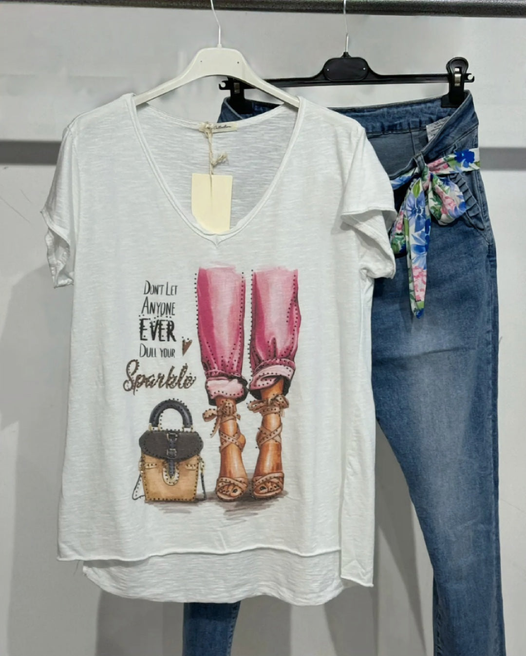 T-Shirt ROBIN à strass et col en V