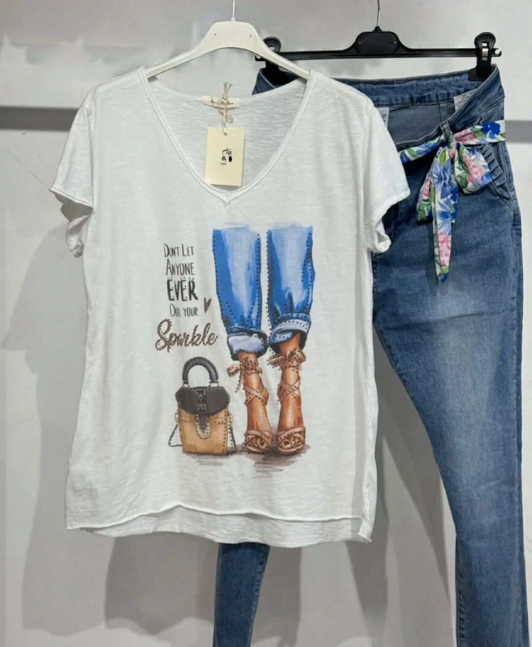 T-Shirt ROBIN à strass et col en V