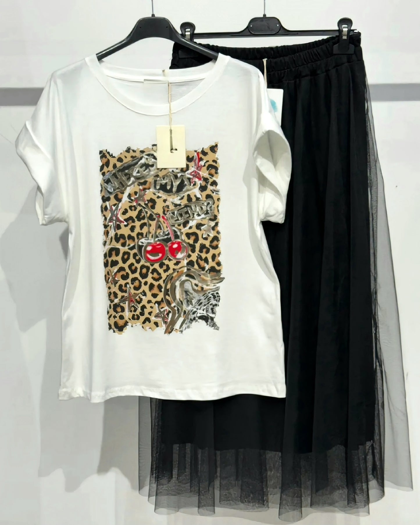 T-Shirt TINO Cerise et manches à revers
