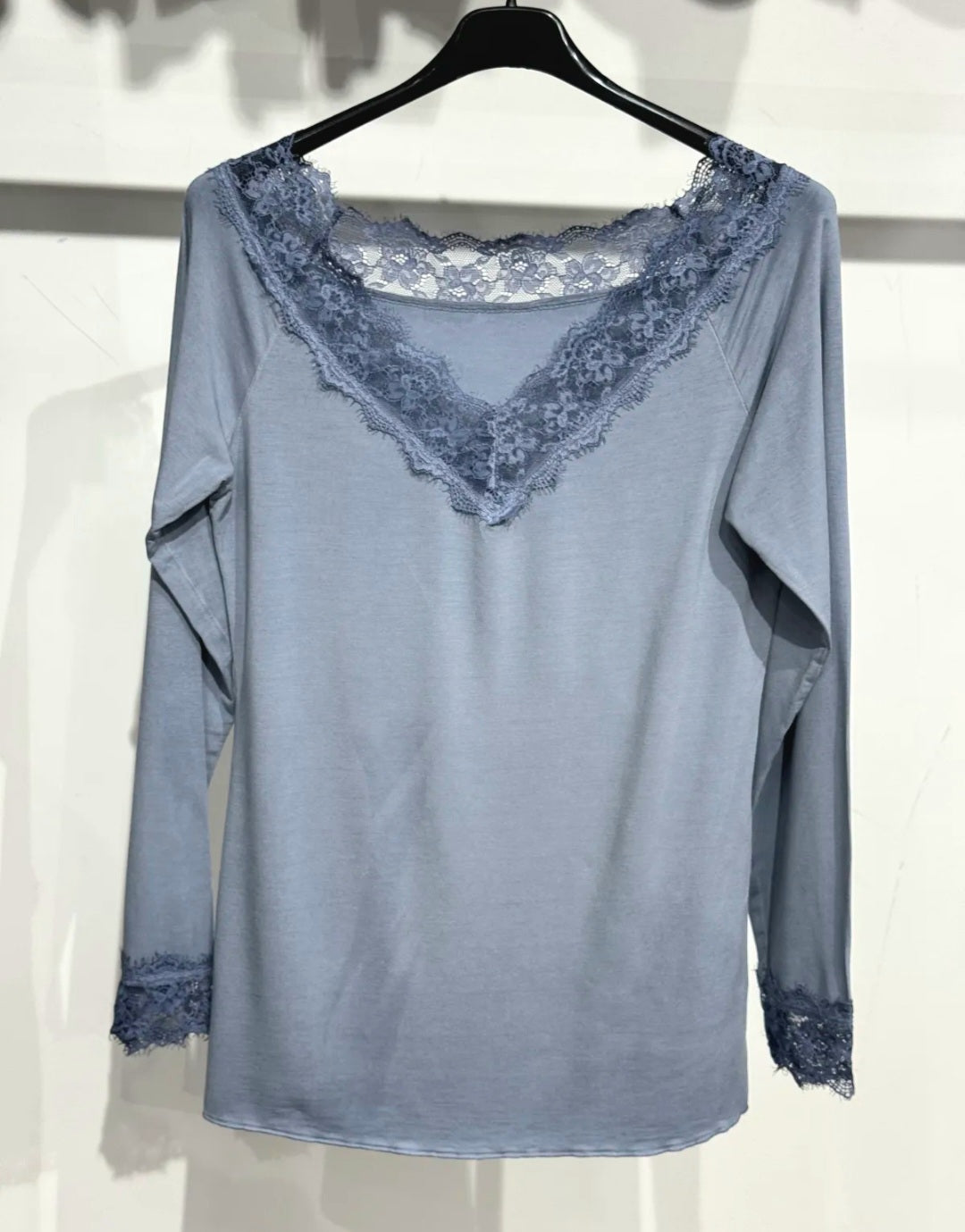 Pull léger à bordures dentelle - Modèle ELSA