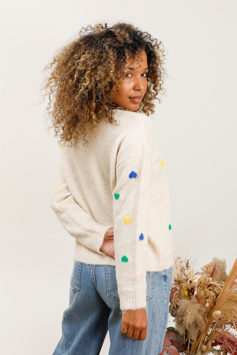 Pull COLORED à col en V avec motif cœur