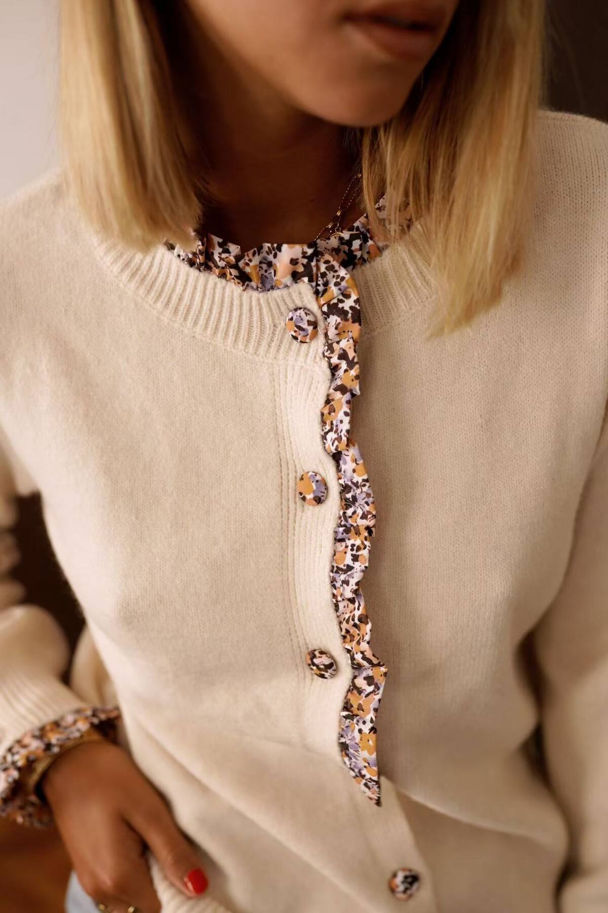 Gilet FLOWER avec détails Fleuris