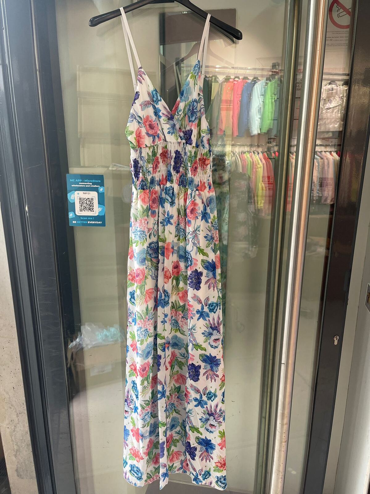 Robe estivale MISTA – L’incontournable de l’été